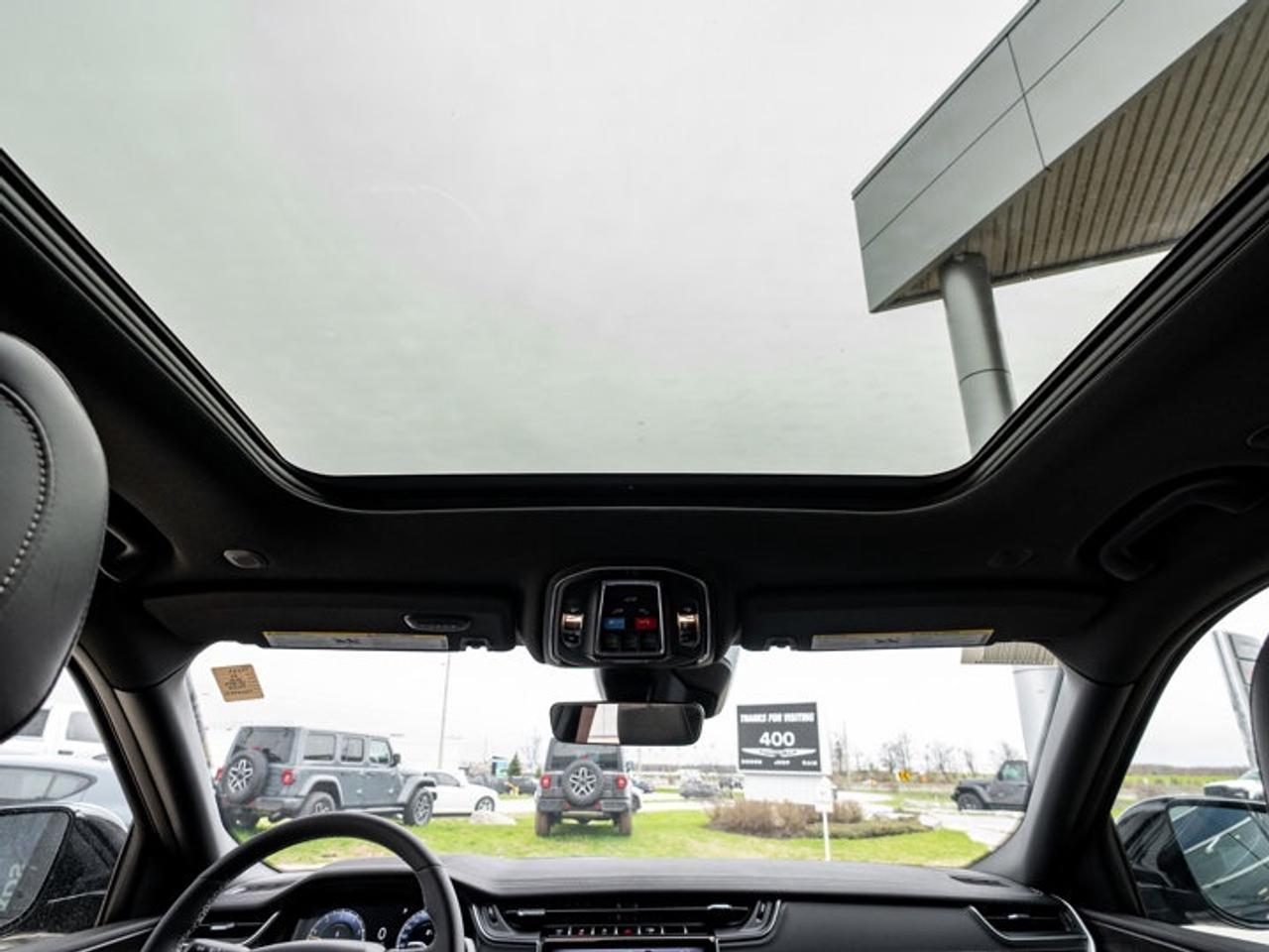 2025 Jeep Grand Cherokee Limited Photo