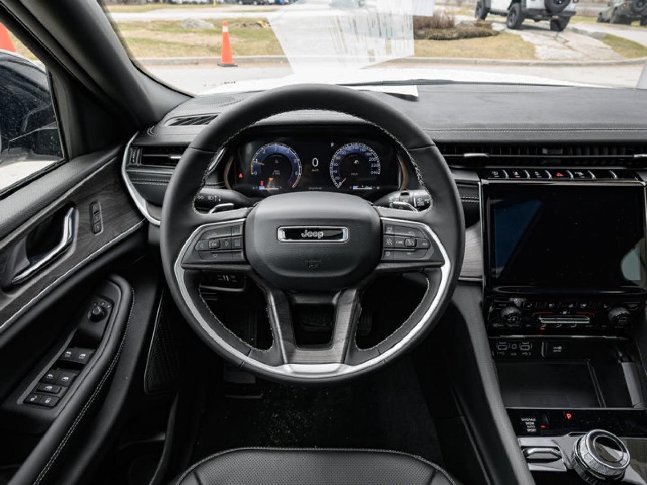 2025 Jeep Grand Cherokee Limited Photo