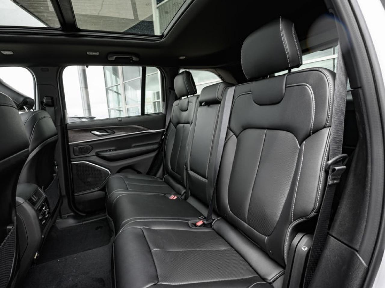 2025 Jeep Grand Cherokee Limited Photo