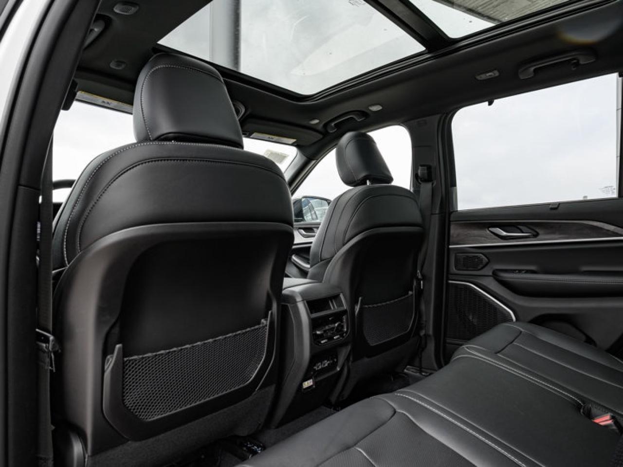 2025 Jeep Grand Cherokee Limited Photo