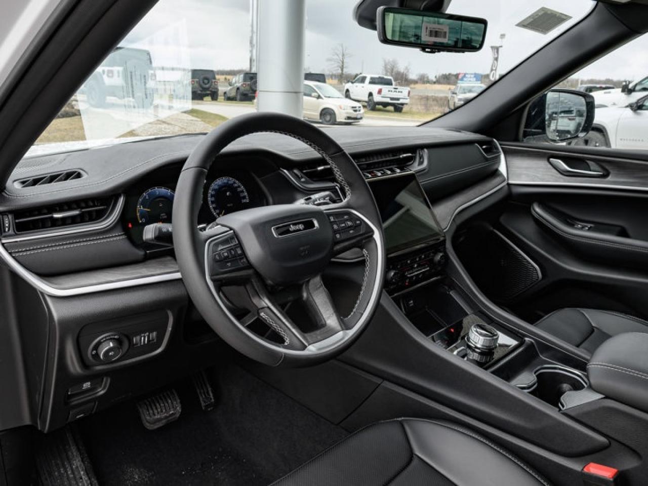 2025 Jeep Grand Cherokee Limited Photo