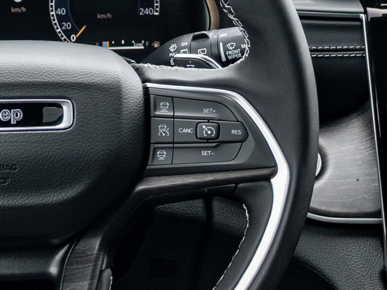 2025 Jeep Grand Cherokee Limited Photo