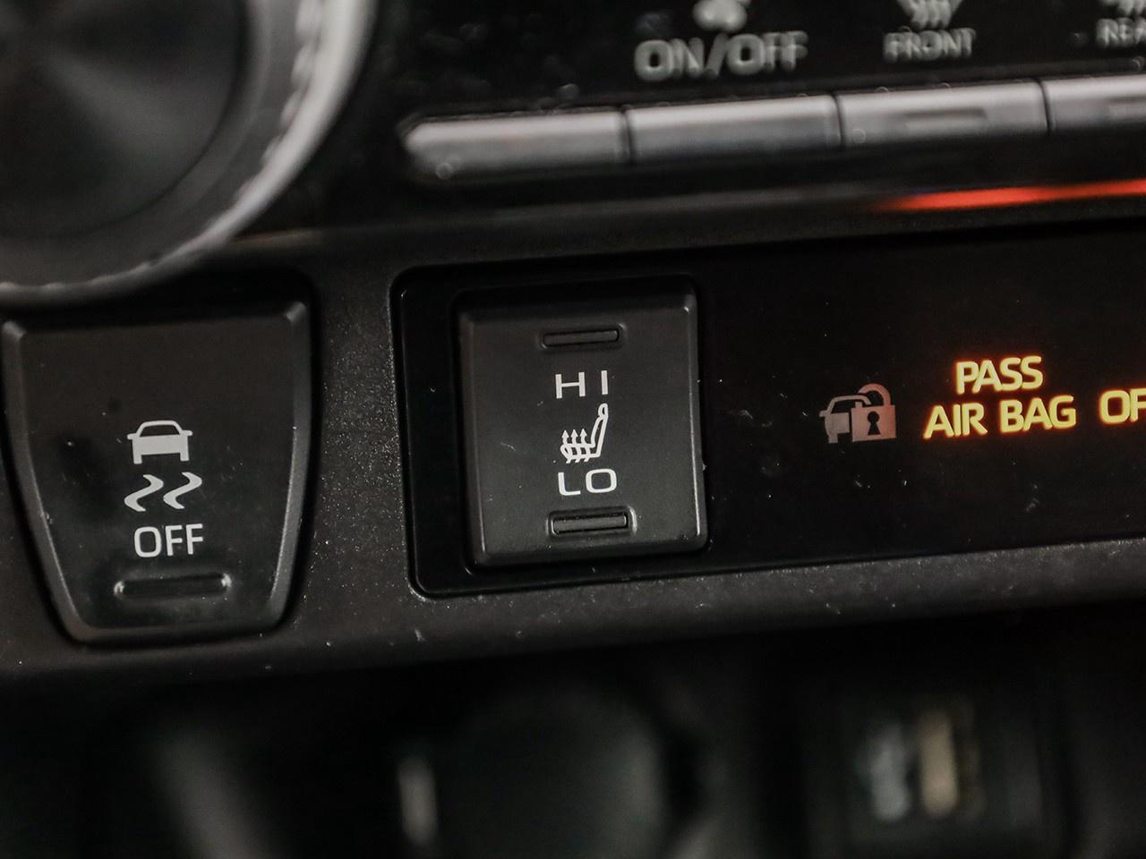 2024 Toyota RAV4 LE Photo