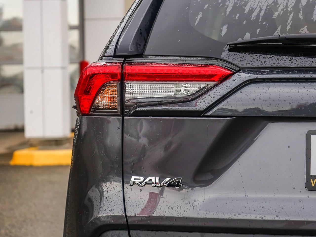 2024 Toyota RAV4 LE Photo