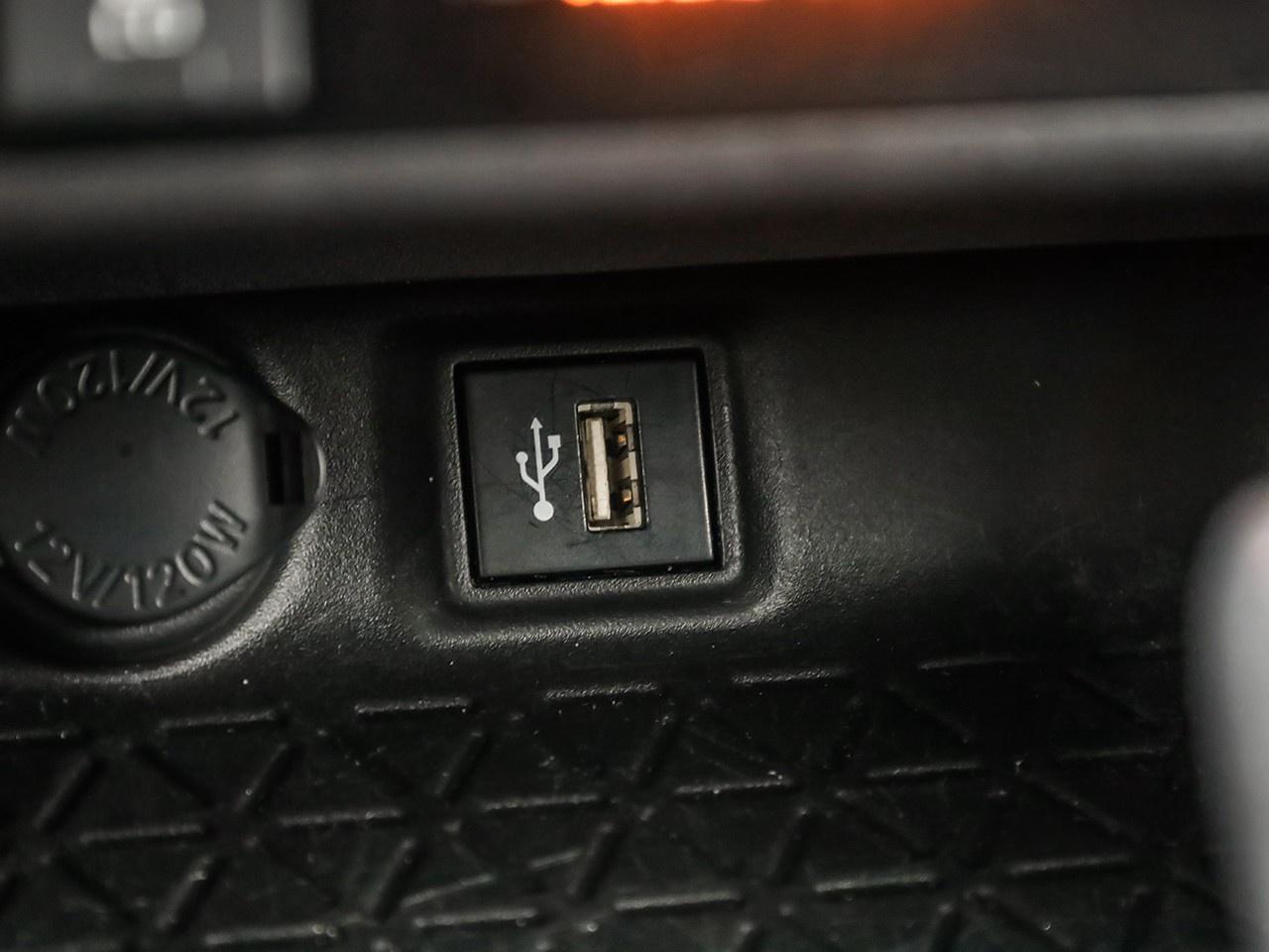 2024 Toyota RAV4 LE Photo