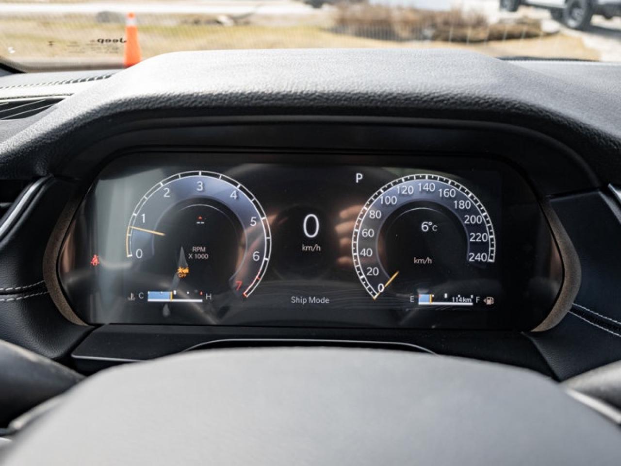 2025 Jeep Grand Cherokee Altitude Photo3