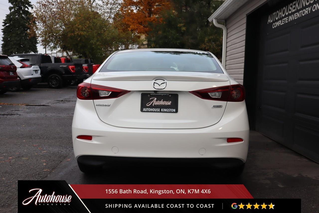 2018 Mazda MAZDA3 HEATED SEATS - BACKUP CAM Photo4