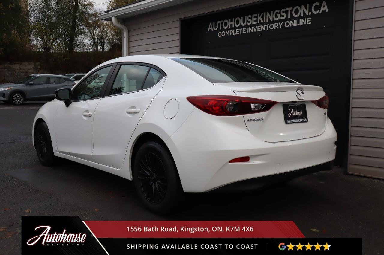 2018 Mazda MAZDA3 HEATED SEATS - BACKUP CAM Photo3