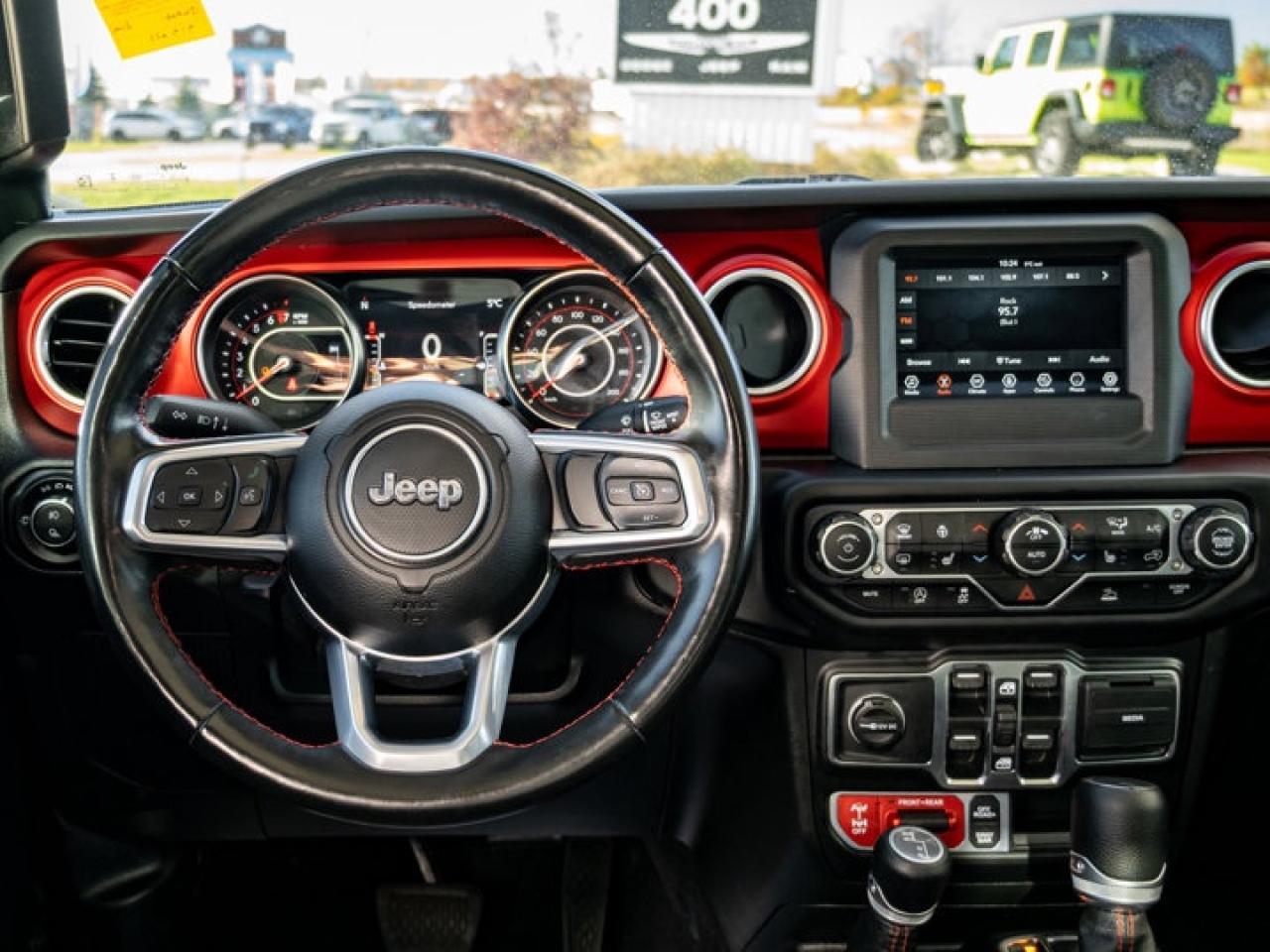 2021 Jeep Gladiator Rubicon Photo2