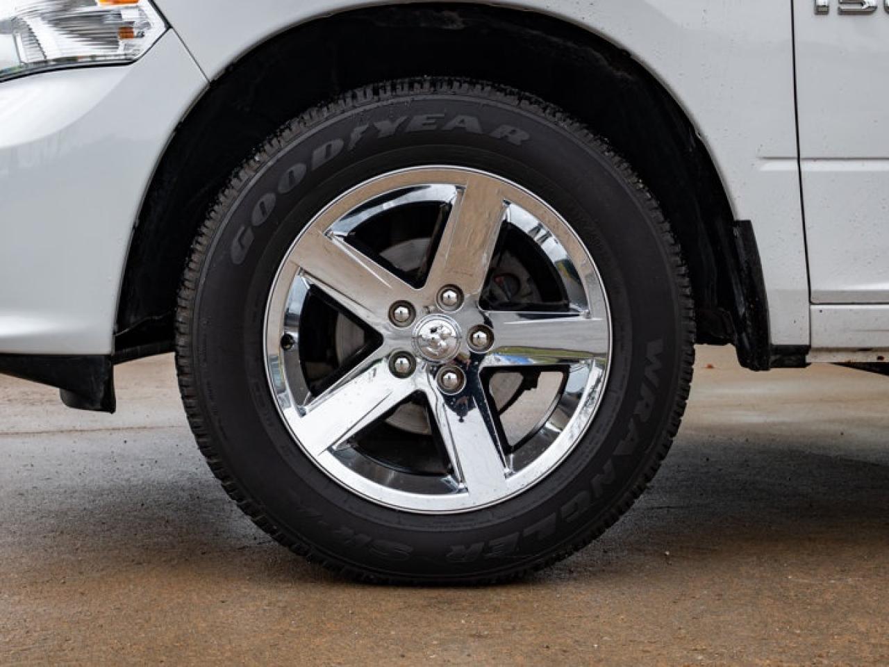 2017 RAM 1500 Express Photo