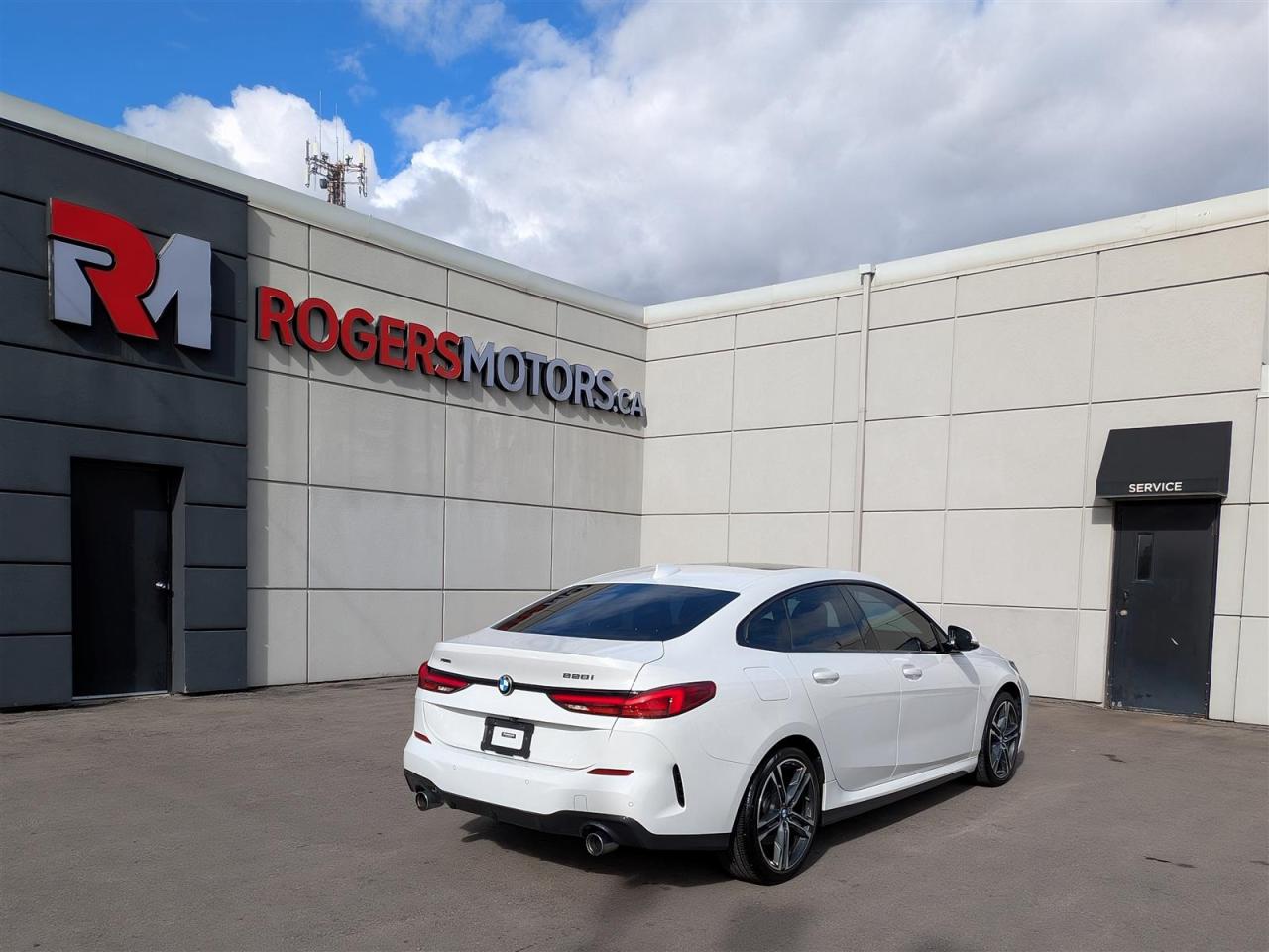 2021 BMW 228i XDRIVE - NAVI - PANO ROOF -TECH FEATS Photo4