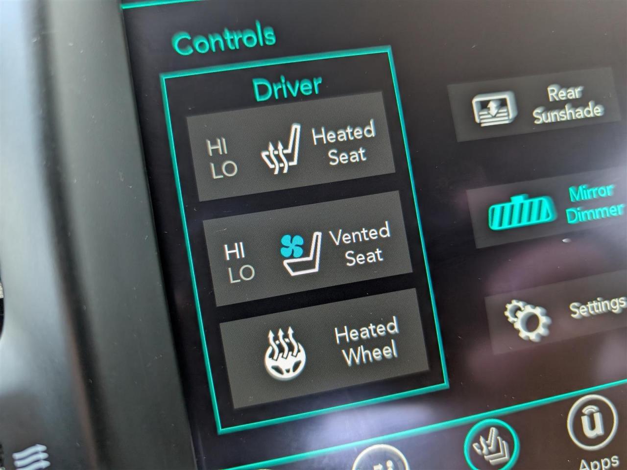 2023 Chrysler 300 TOURING AWD - NAVI - PANO ROOF - LEATHER - TECH FEATS