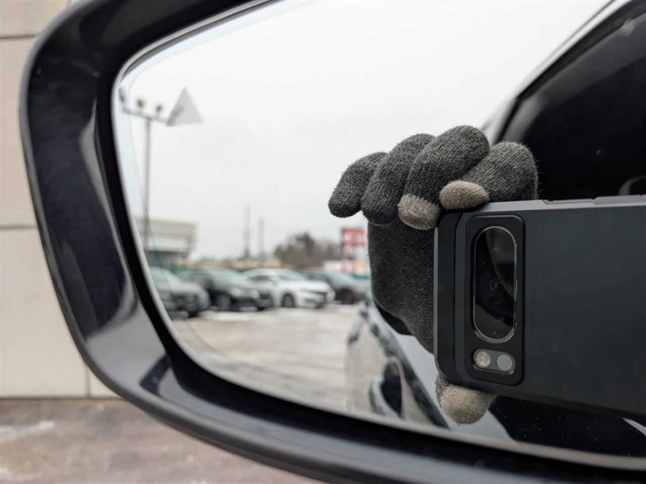 2020 BMW 330i XDRIVE - NAVI - SUNROOF - TECH FEATS Photo