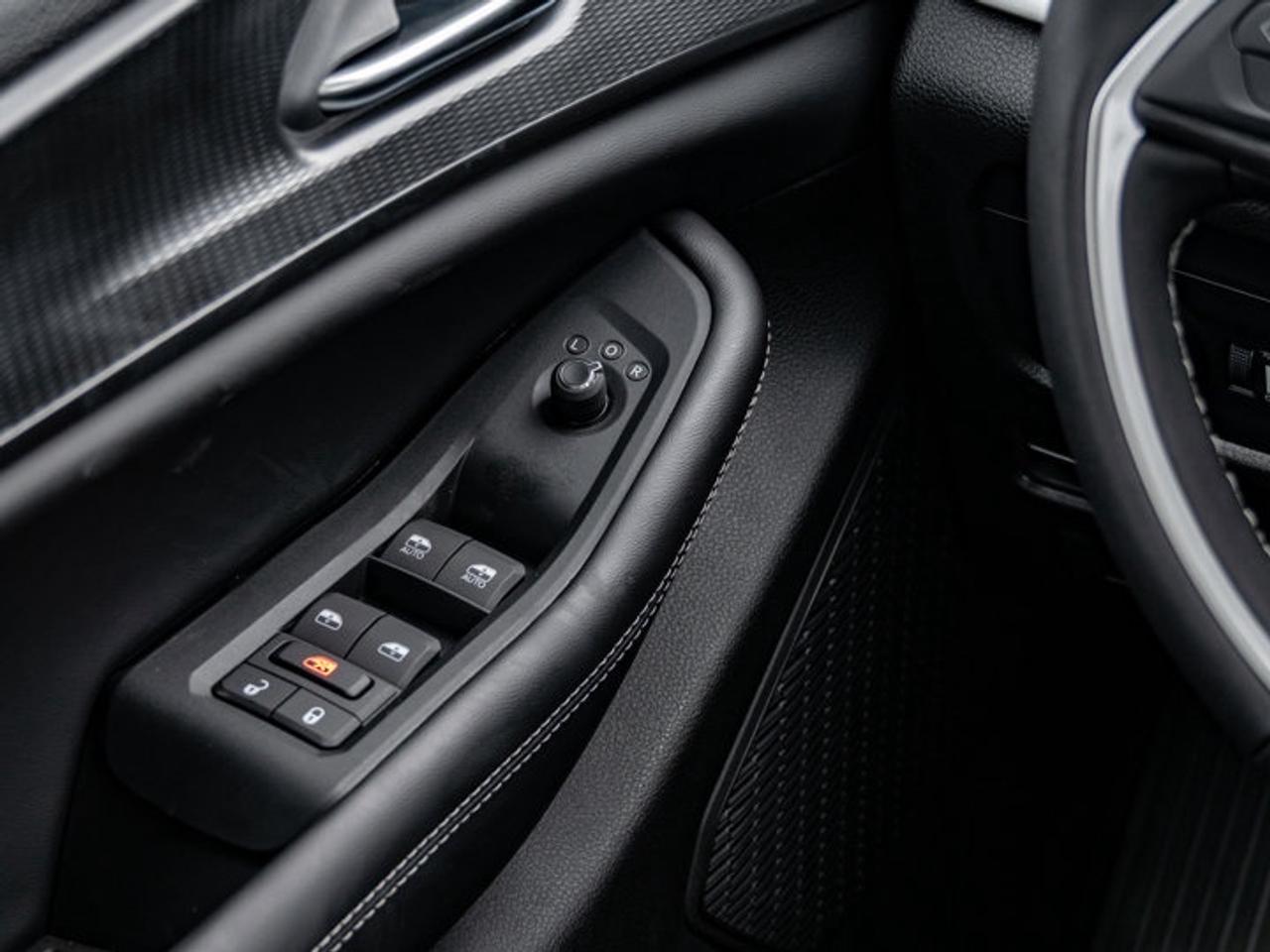 2025 Jeep Grand Cherokee Altitude Photo