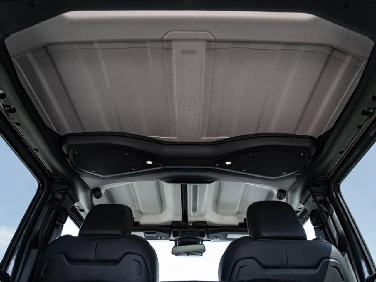 2024 Jeep Wrangler 4xe Sahara Photo