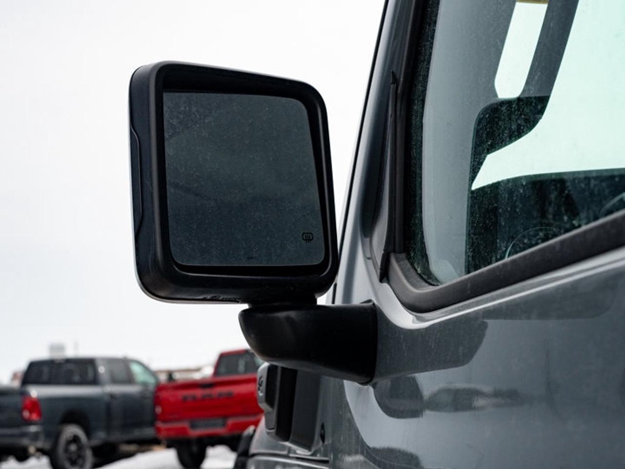 2024 Jeep Wrangler 4xe Sahara Photo