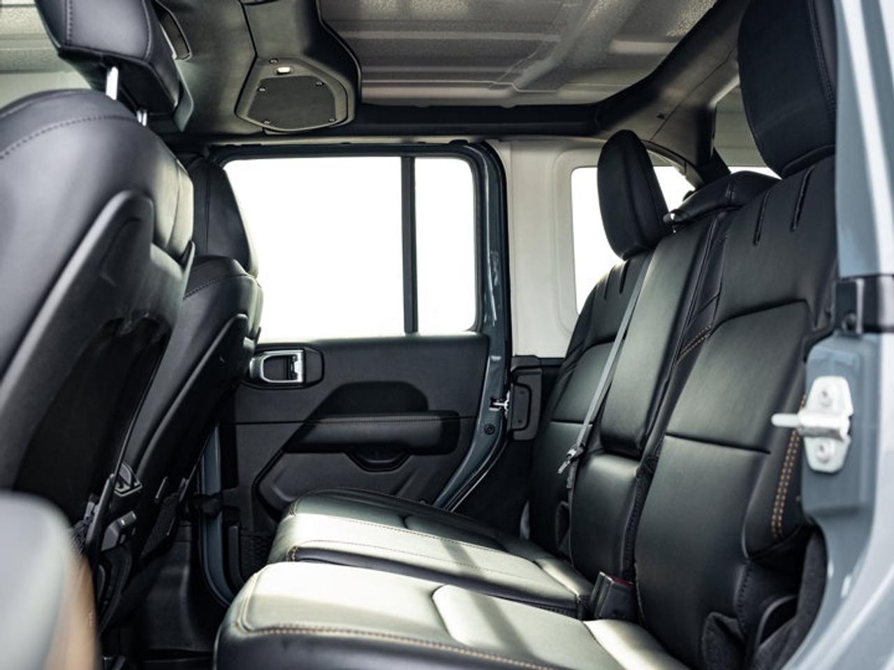 2024 Jeep Wrangler 4xe Sahara Photo