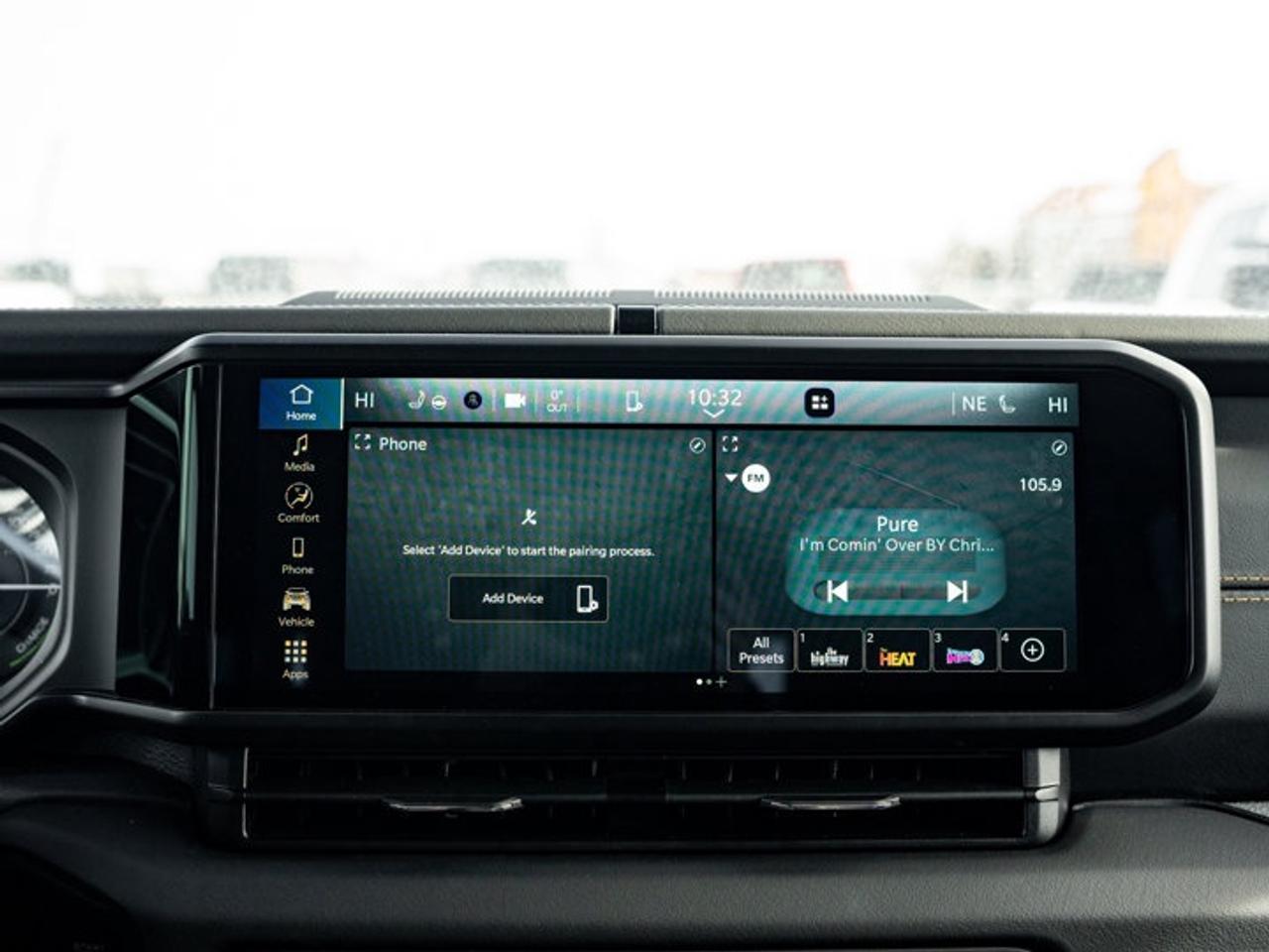 2024 Jeep Wrangler 4xe Sahara Photo