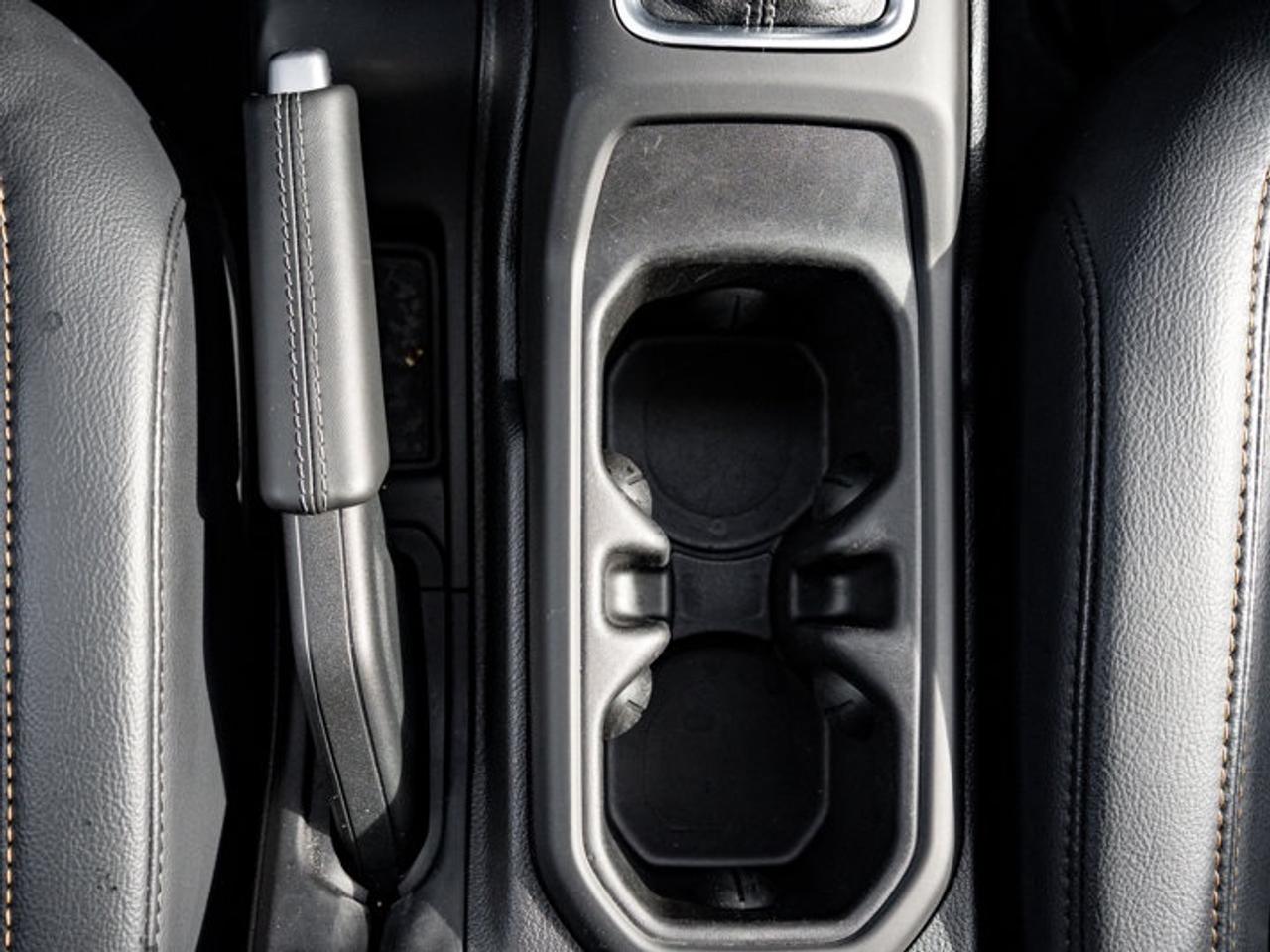 2024 Jeep Wrangler 4xe Sahara Photo