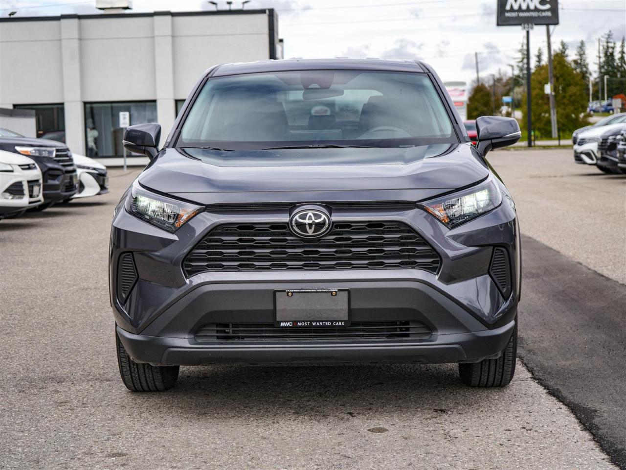 2024 Toyota RAV4 LE | AWD | 1 OWNER | NO ACCIDENTS Photo2