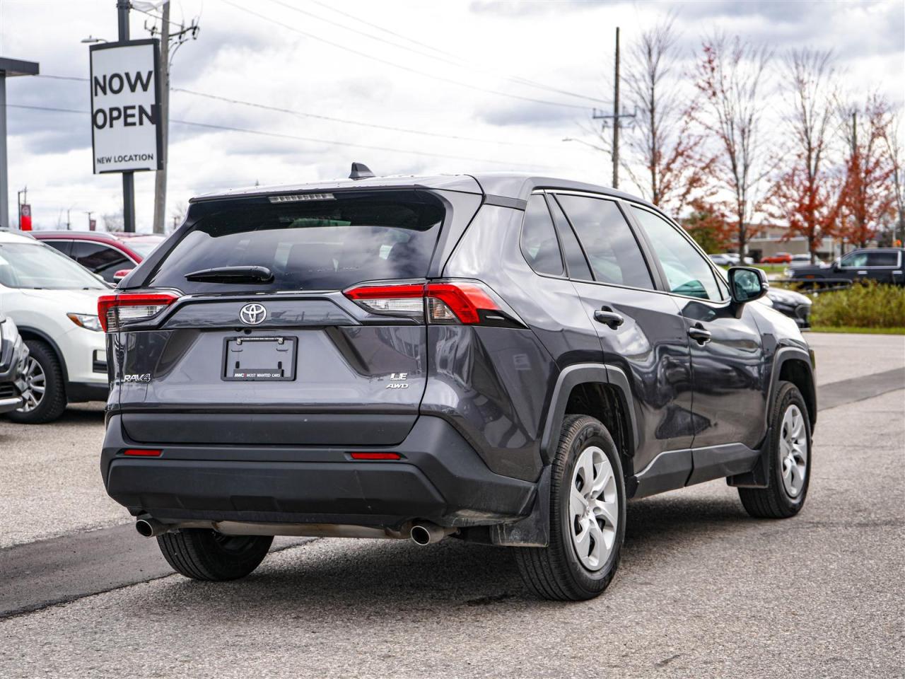 2024 Toyota RAV4 LE | AWD | 1 OWNER | NO ACCIDENTS Photo