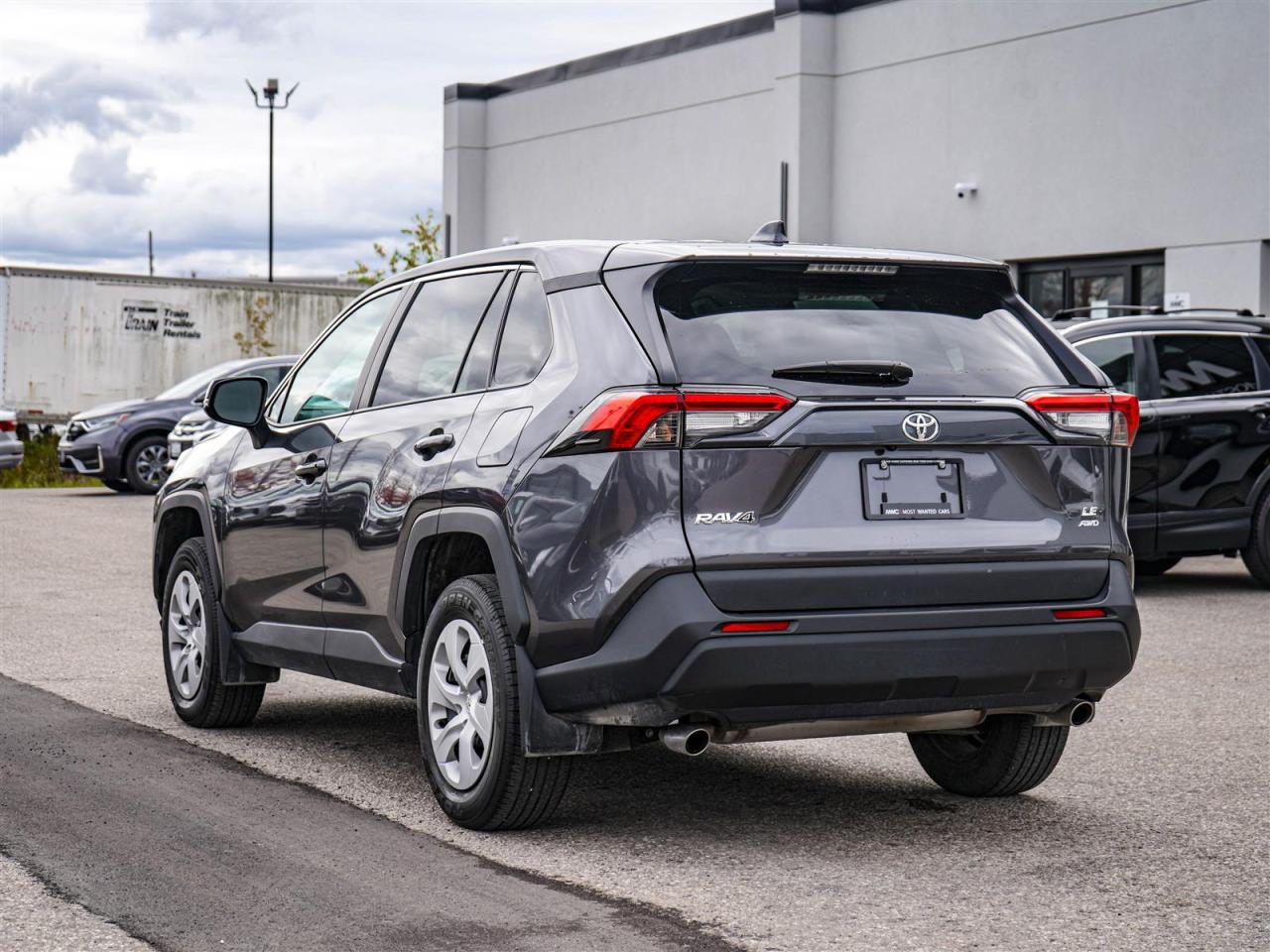 2024 Toyota RAV4 LE | AWD | 1 OWNER | NO ACCIDENTS Photo