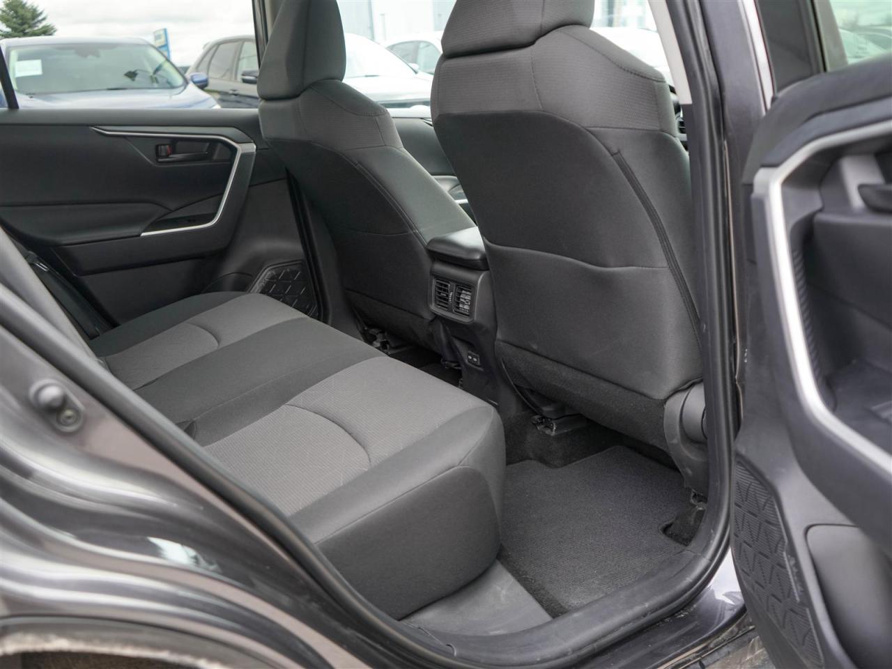 2024 Toyota RAV4 LE | AWD | 1 OWNER | NO ACCIDENTS Photo