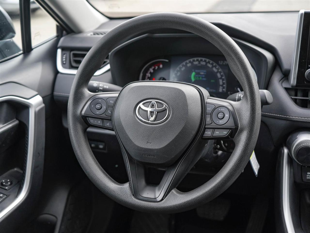 2024 Toyota RAV4 LE | AWD | 1 OWNER | NO ACCIDENTS Photo