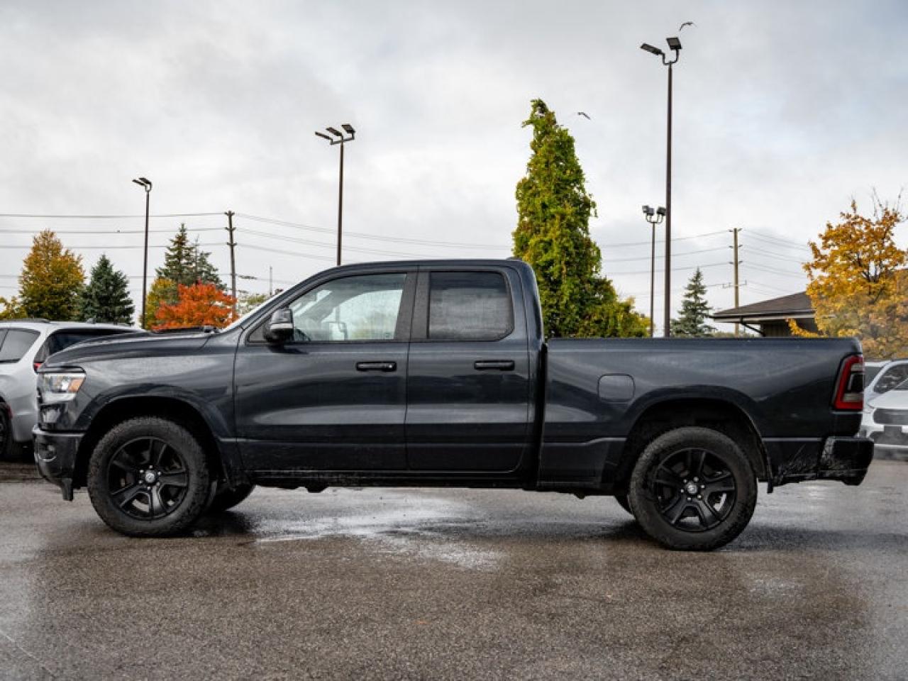 2019 RAM 1500 SPORT Photo4