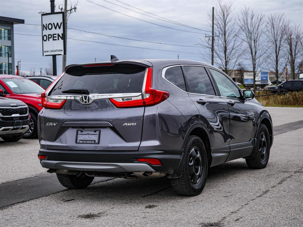 2018 Honda CR-V LX AWD | NO ACCIDENTS | 9 SERVICE RECORDS Photo