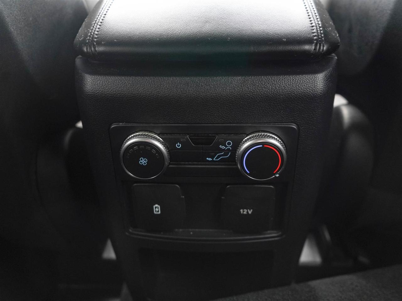 2020 Ford Explorer XLT 4WD | NO ACCIDENTS | FORD SERVICED Photo