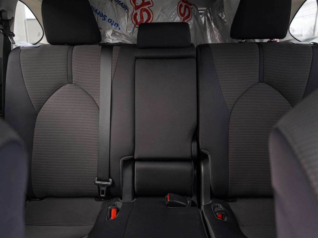 2023 Toyota Highlander LE AWD | NO ACCIDENTS | PUSH BUTTON | ALLOYS Photo