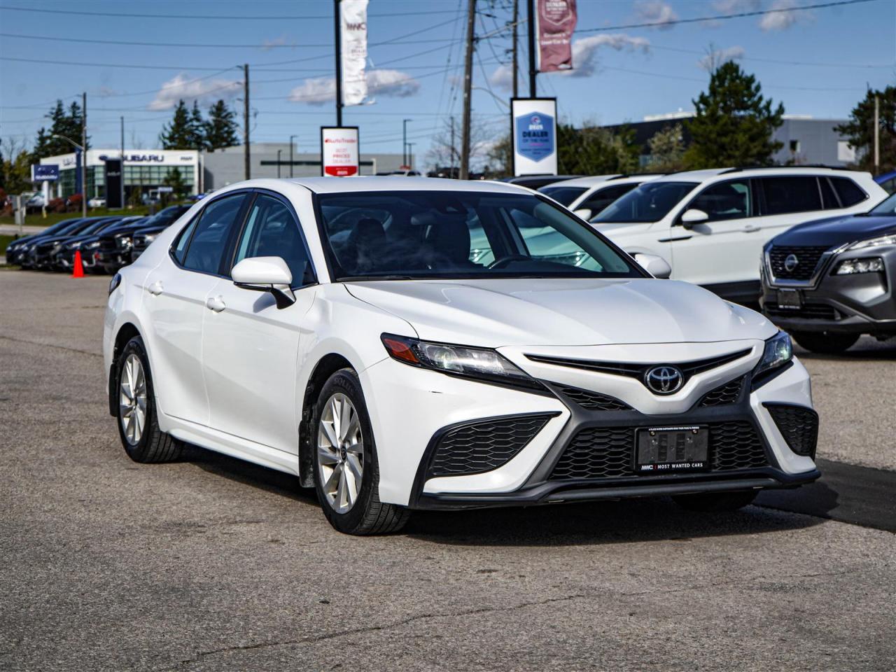 2022 Toyota Camry SE | LEATHER | NO ACCIDENTS | APP CONNECT Photo