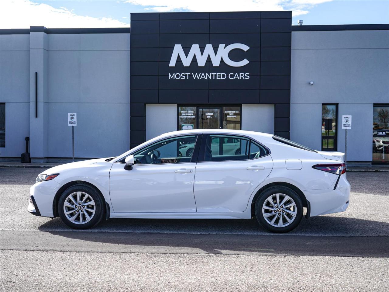 2022 Toyota Camry SE | LEATHER | NO ACCIDENTS | APP CONNECT Photo