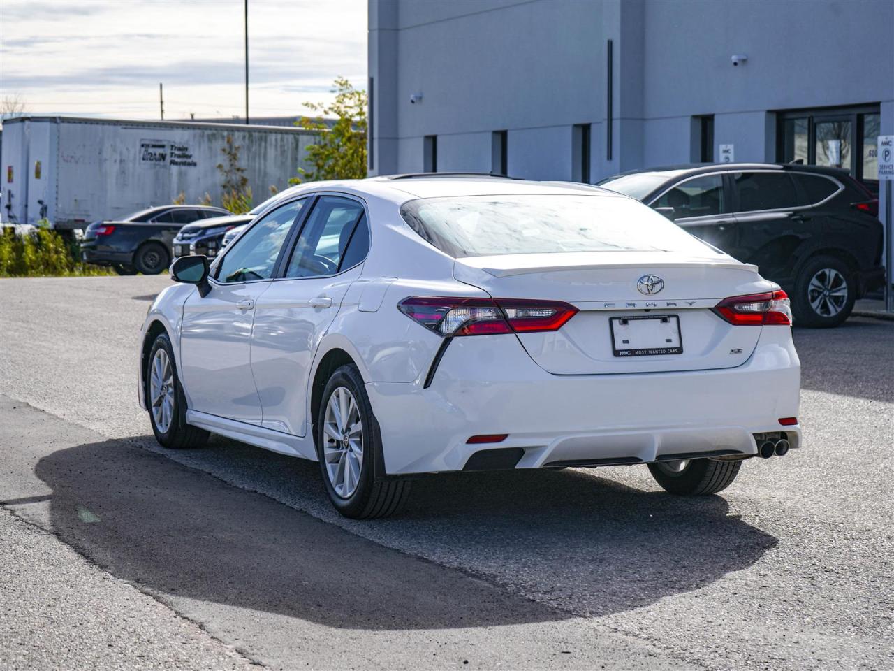 2022 Toyota Camry SE | LEATHER | NO ACCIDENTS | APP CONNECT Photo