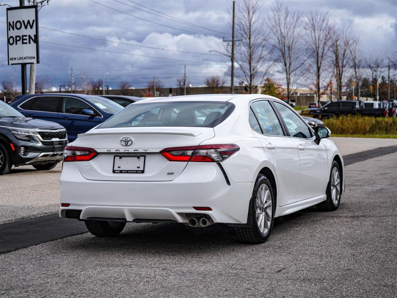 2023 Toyota Camry SE | NO ACCIDENTS | LEATHER | APP CONNECT Photo