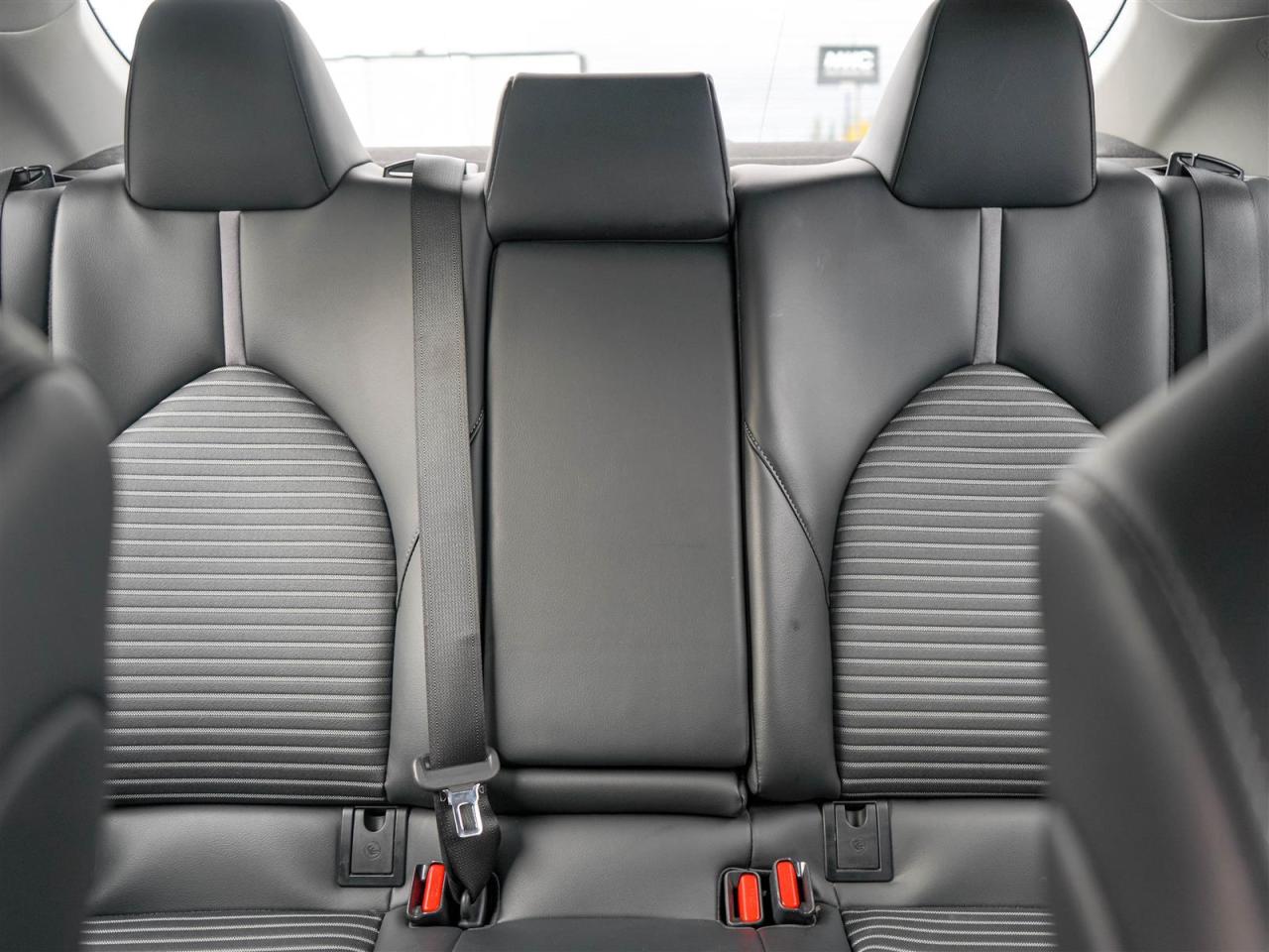 2023 Toyota Camry SE | NO ACCIDENTS | LEATHER | APP CONNECT Photo