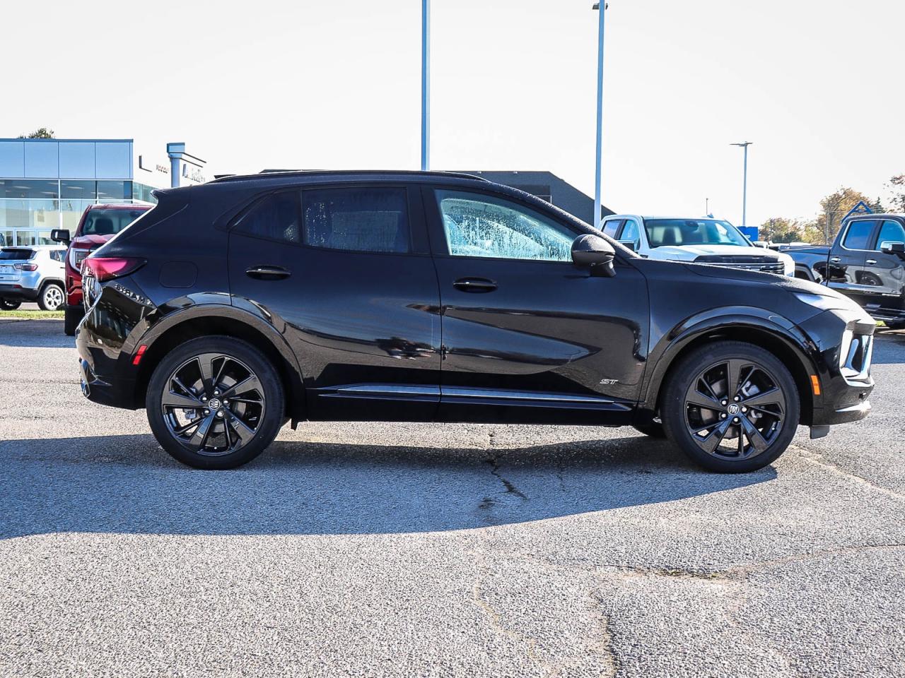 2026 Buick Envision SPORT TOURING Photo2