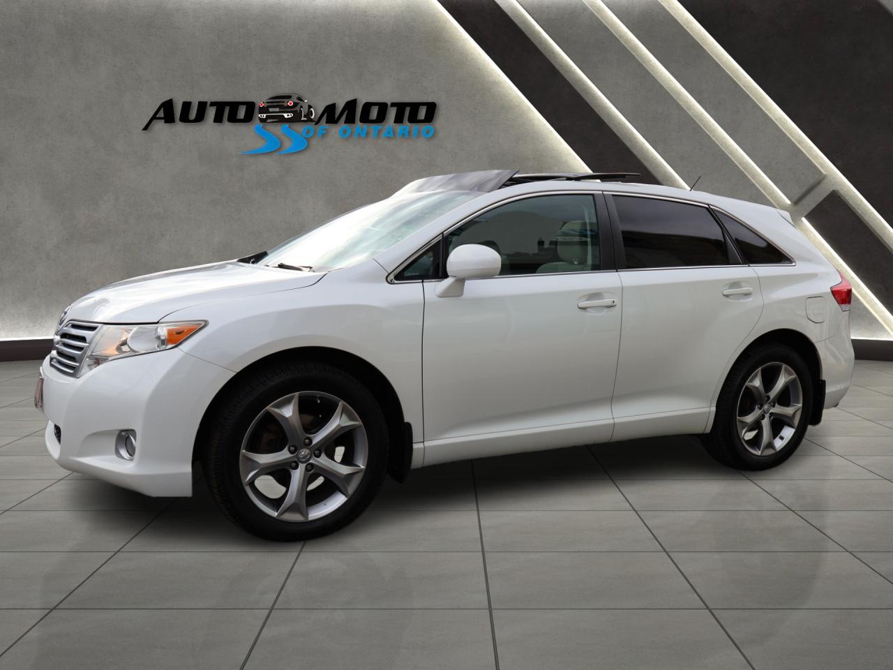 2012 Toyota Venza V6 LE AWD CERTIFIED *ACCIDENT FREE*TOYOTA MAINTAIN* CAMERA BLUETOOTH HEATED SEATS PANO ROOF CRUISE ALLOYS Photo