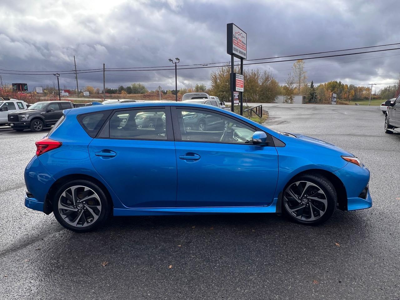 2018 Toyota Corolla iM  - Photo #4