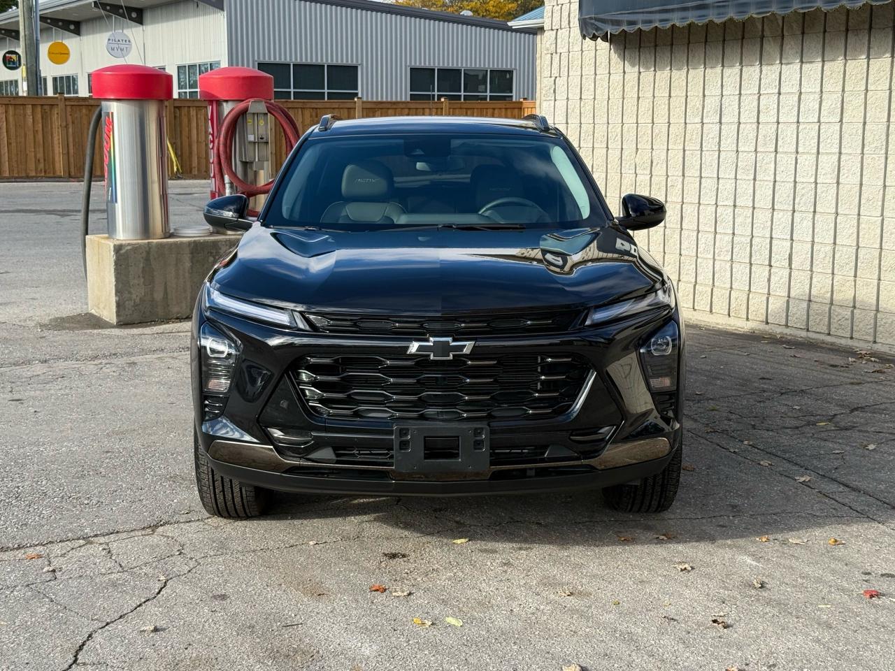 2025 Chevrolet Trax ACTIV - Photo #2