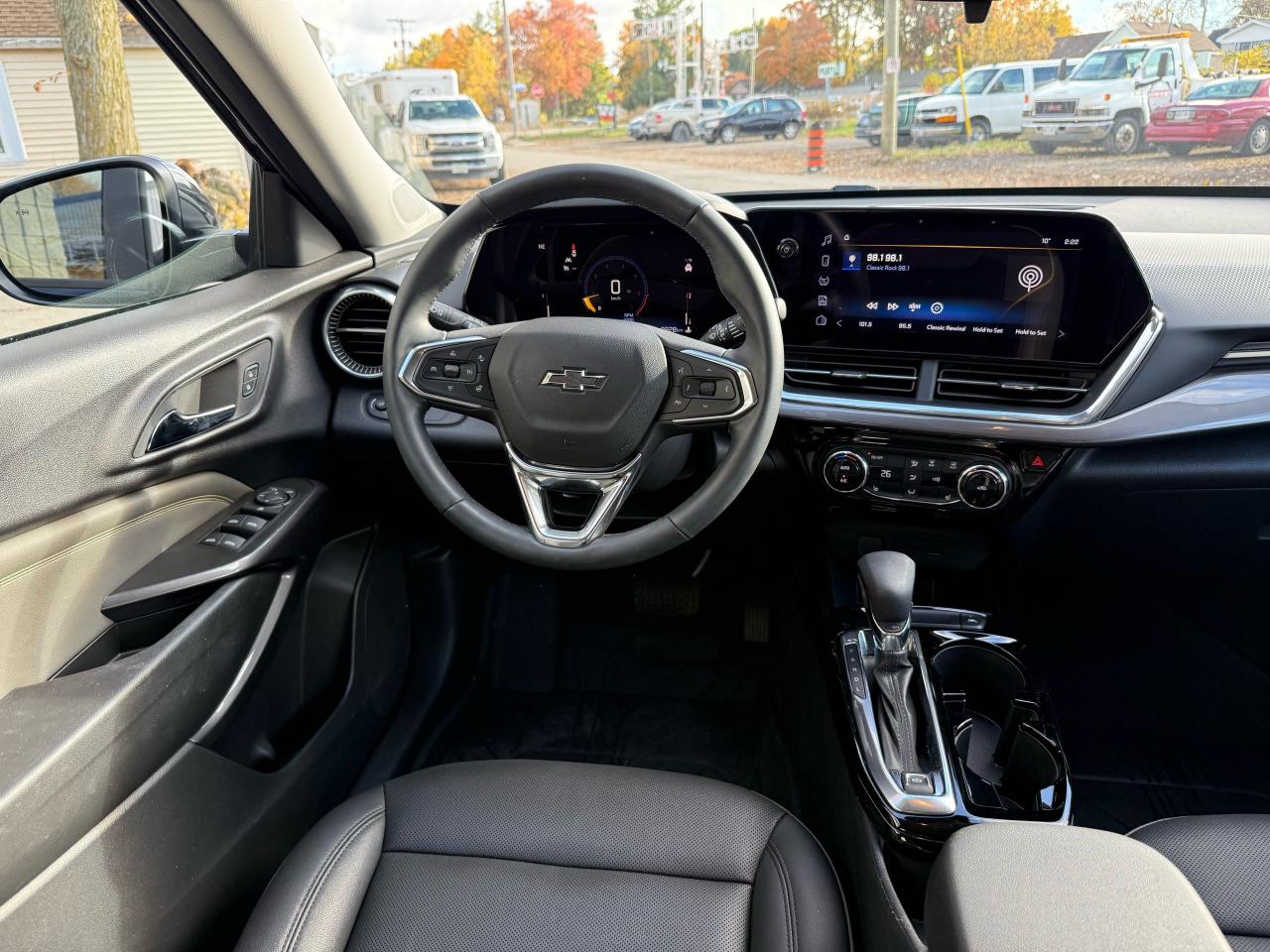 2025 Chevrolet Trax ACTIV - Photo #10