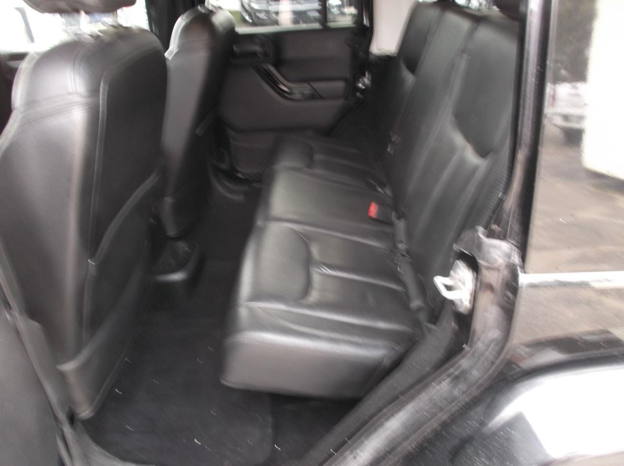 2015 Jeep Wrangler 4X4  UNLIMITED  SAHARA  TRAIL RATED - Photo #7
