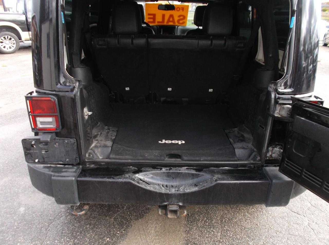 2015 Jeep Wrangler 4X4  UNLIMITED  SAHARA  TRAIL RATED - Photo #8