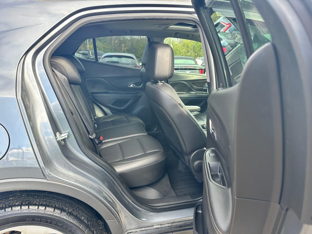 2015 Buick Encore HTD Leather Sunroof NAV Bluetooth BackupCam FM/XM Photo