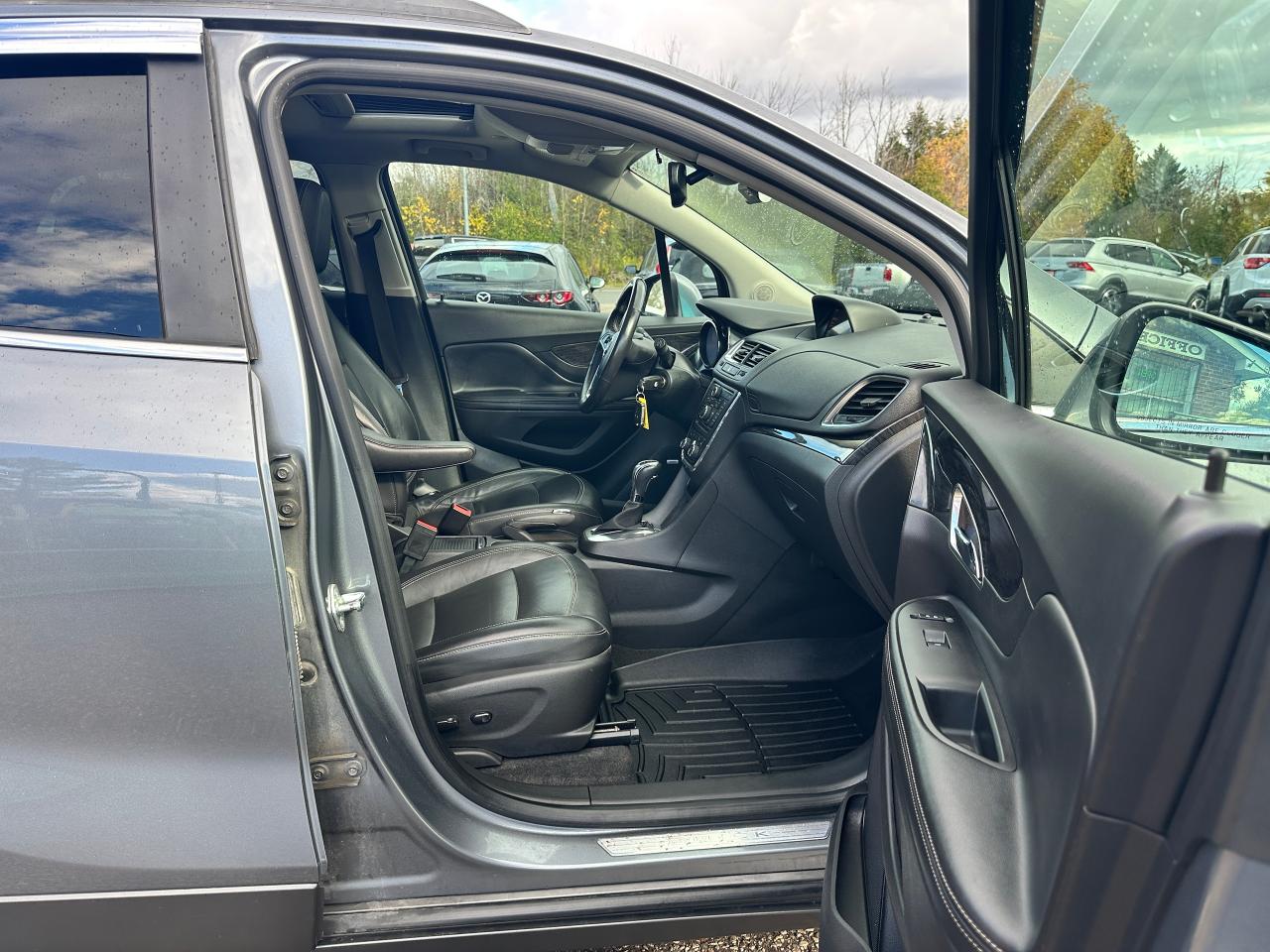 2015 Buick Encore HTD Leather Sunroof NAV Bluetooth BackupCam FM/XM Photo