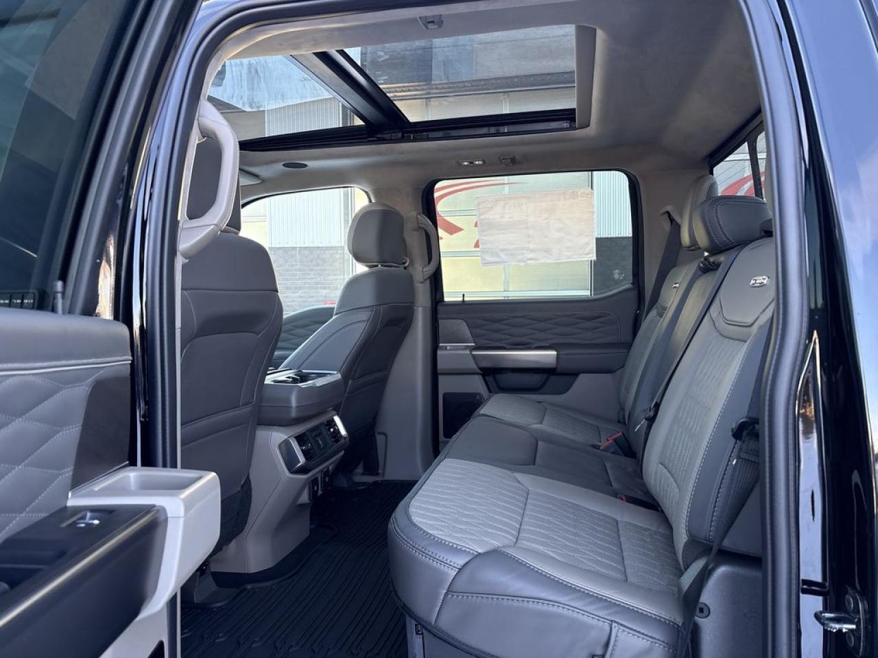 2025 Ford F-150 PLATINUM 5.5' Box 703A Photo5