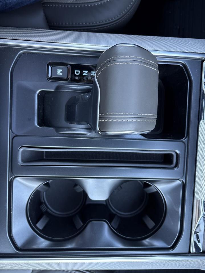 2025 Ford F-150 PLATINUM 5.5' Box 703A Photo5