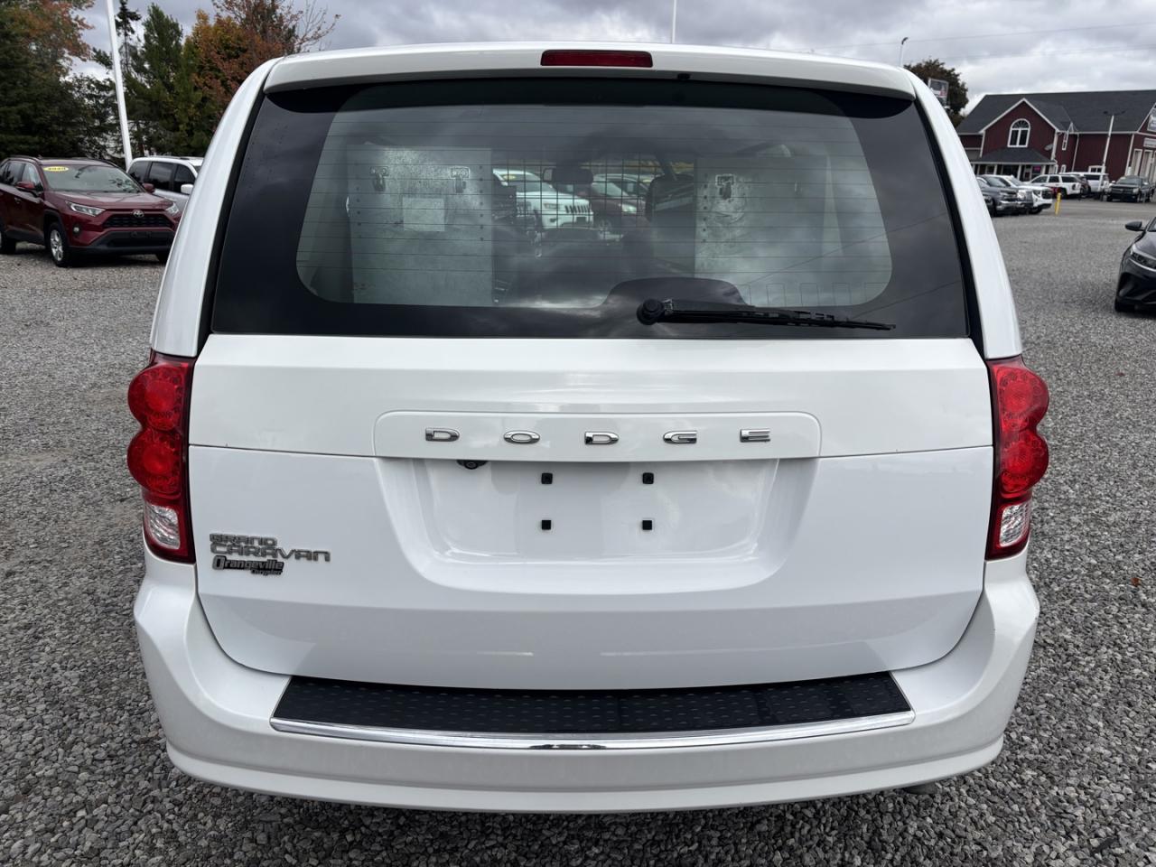2019 Dodge Grand Caravan CANADA VALUE PACKAGE Photo3