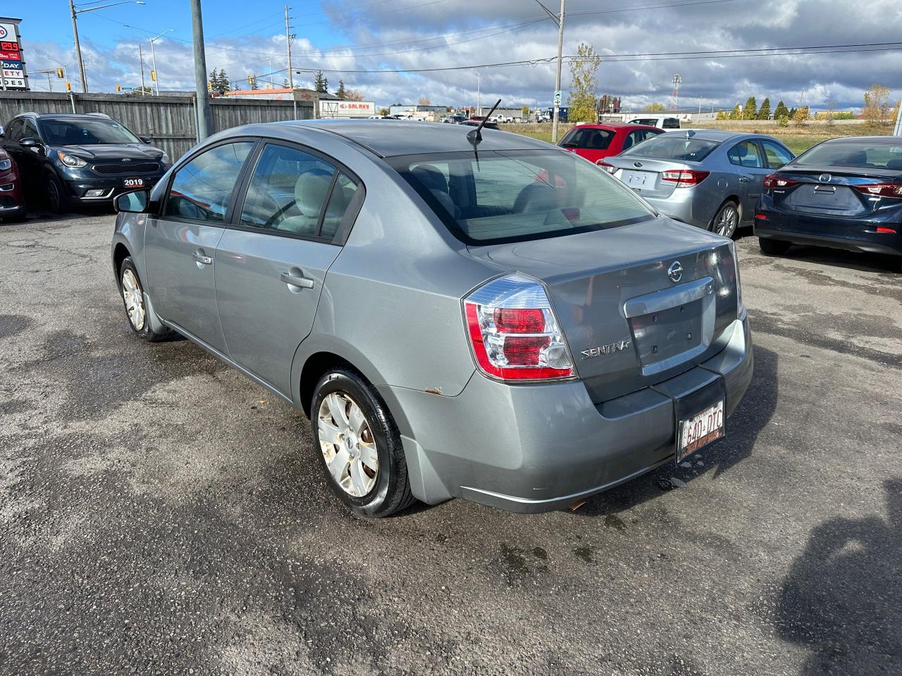 2008 Nissan Sentra SEDAN, LOW KMS, ONLY 70,000KMS, MANUAL, CERTIFIED Photo2